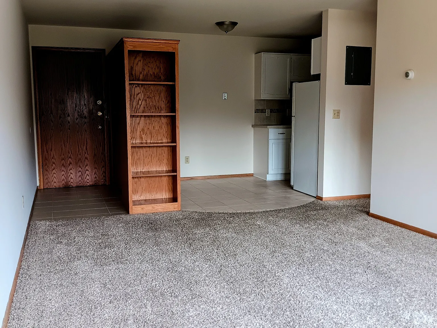 Maple Tree Manor — Photo 3