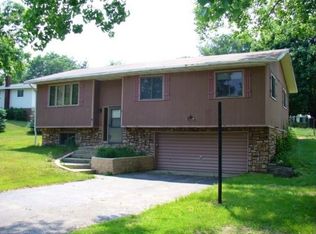 N6317 Raven Rd, Pardeeville, WI 53954