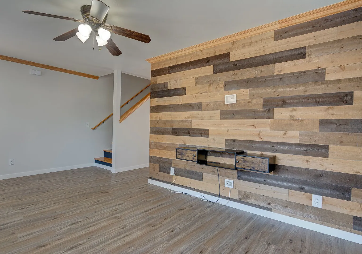 Spacious Three Bedroom Home with Office and Fully Fenced Backyard — Photo 4