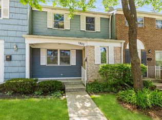 1807 Fenwick Ct, Schaumburg, IL