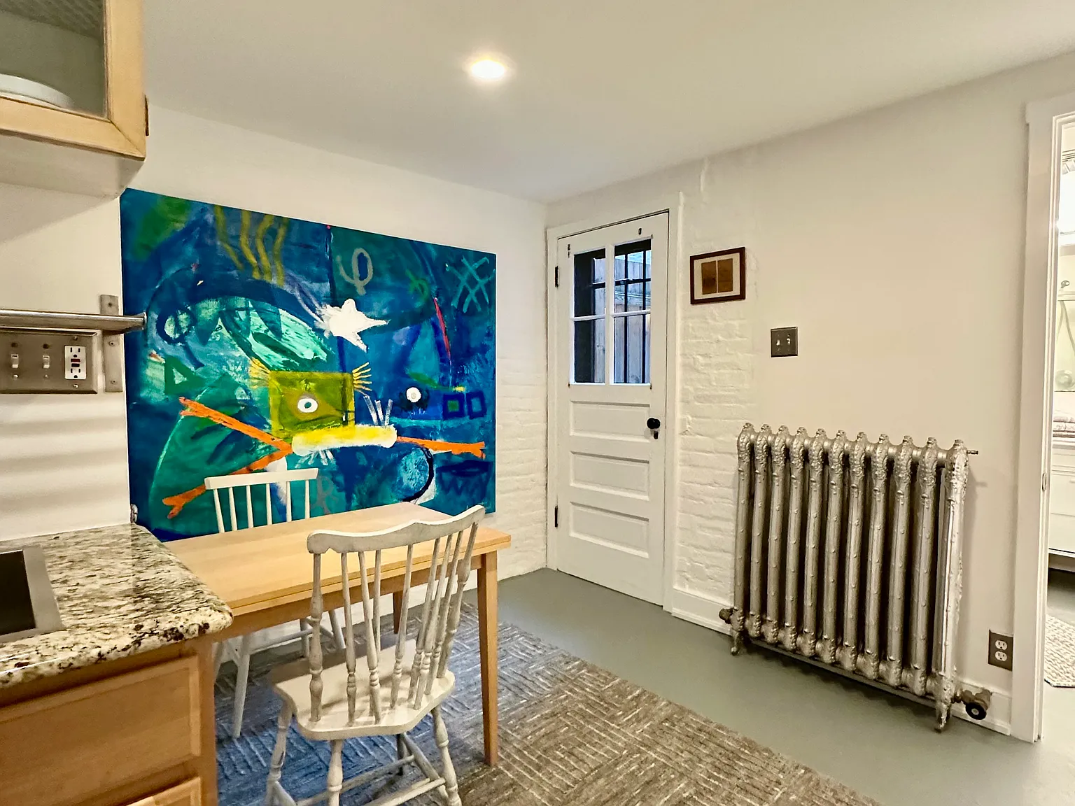 805 C Street NE — Photo 2