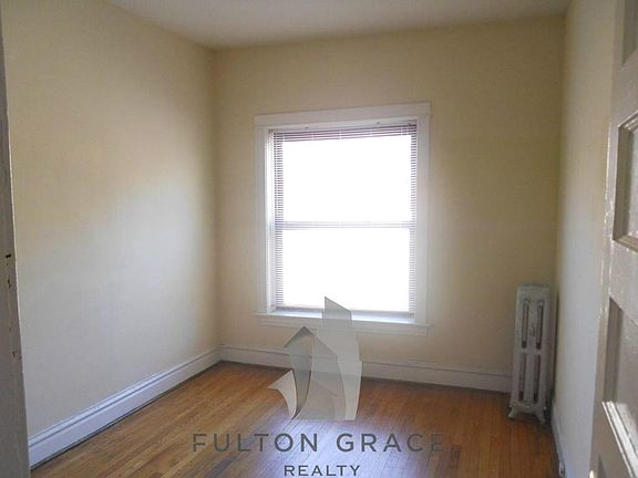 4th image of 4265 N Broadway St #X3c