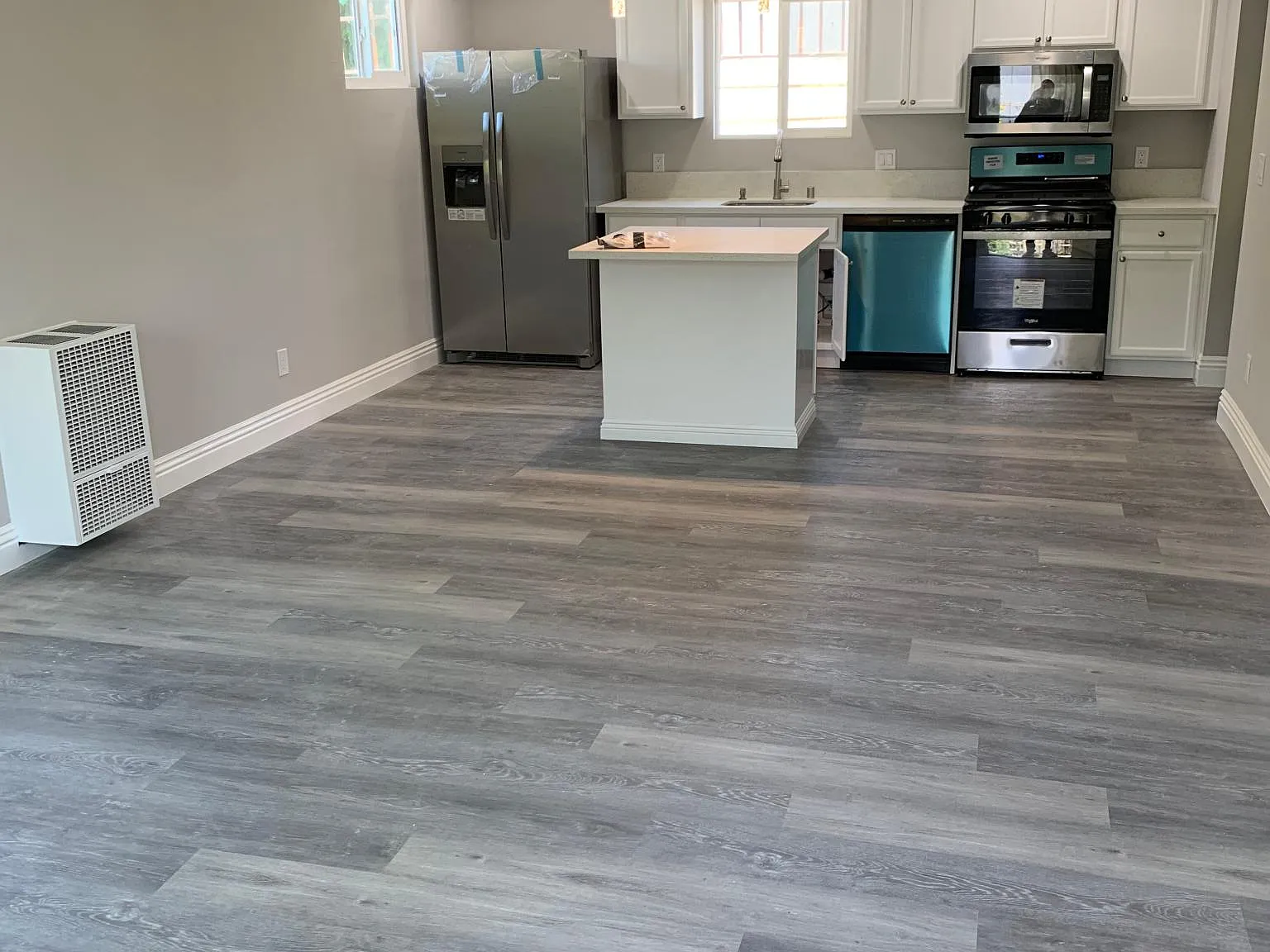 Studio, 500 sqft, $1,599 — Photo 2