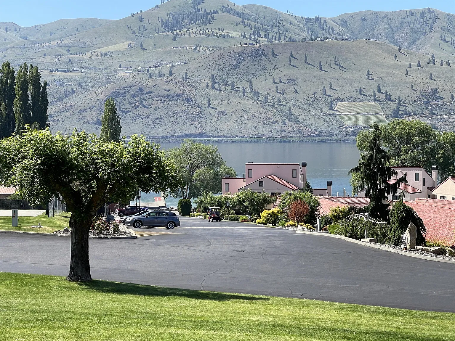 100 Lake Chelan Shores Drive - 18-1 - 1 — Photo 3