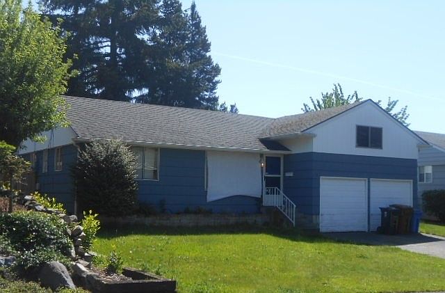 2nd image of 1655 S Mullen St