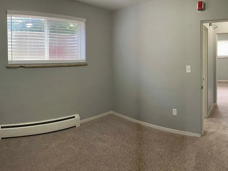 Updated Littleton Apartment with Amenities! Sapphire Place — Photo 27