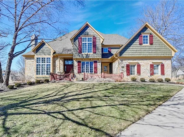 14100 Fontana St, Leawood, KS 66224