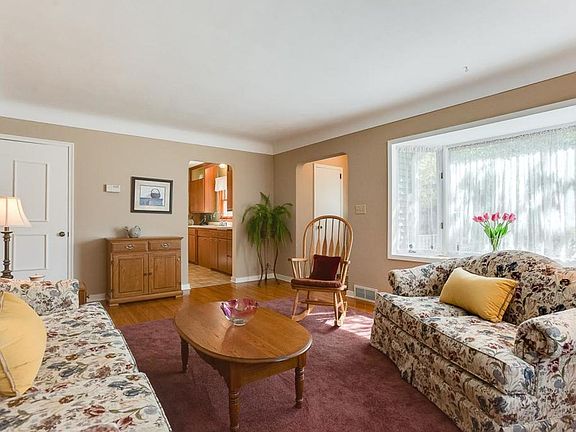 4th image of 4717 Krech Ave