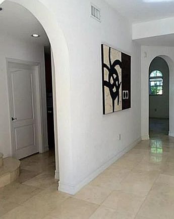 4th image of 18445 NE 30th Pl