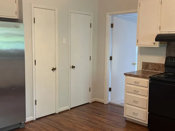 SH283-South Washington Street Apartments