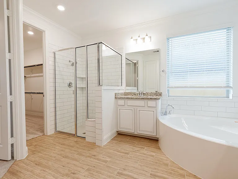 1403 Woodson Ridge Ln — Photo 19