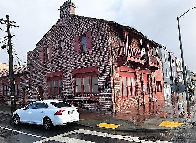 1st image of 3655 Vicente St #2
