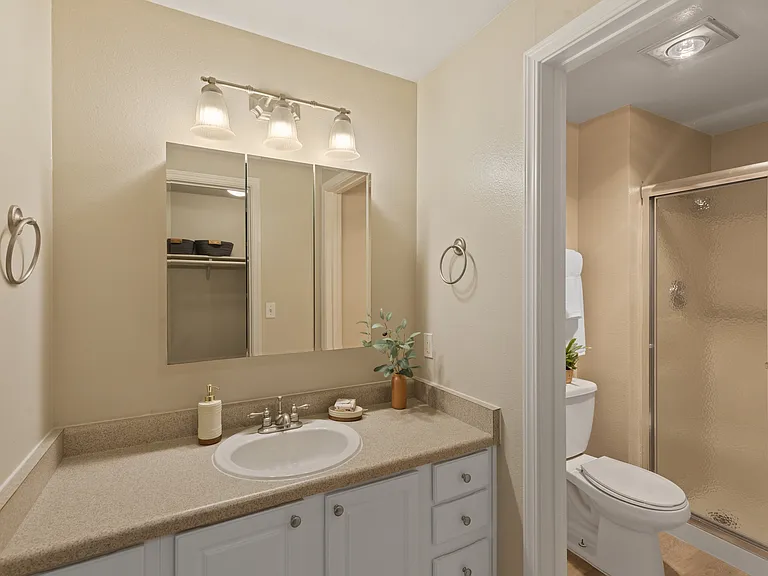 Skyline Redmond — Photo 12