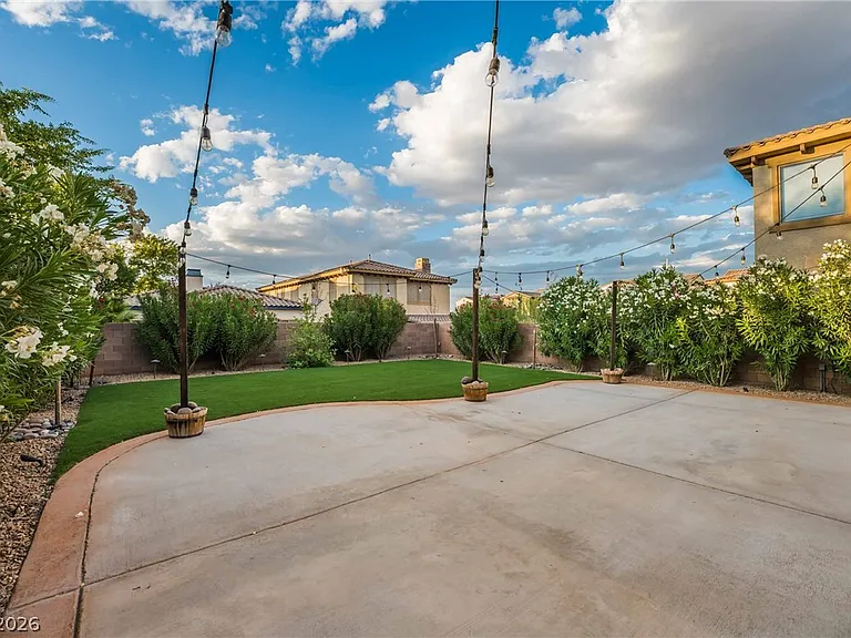220 Via Mezza Luna Ct — Photo 41