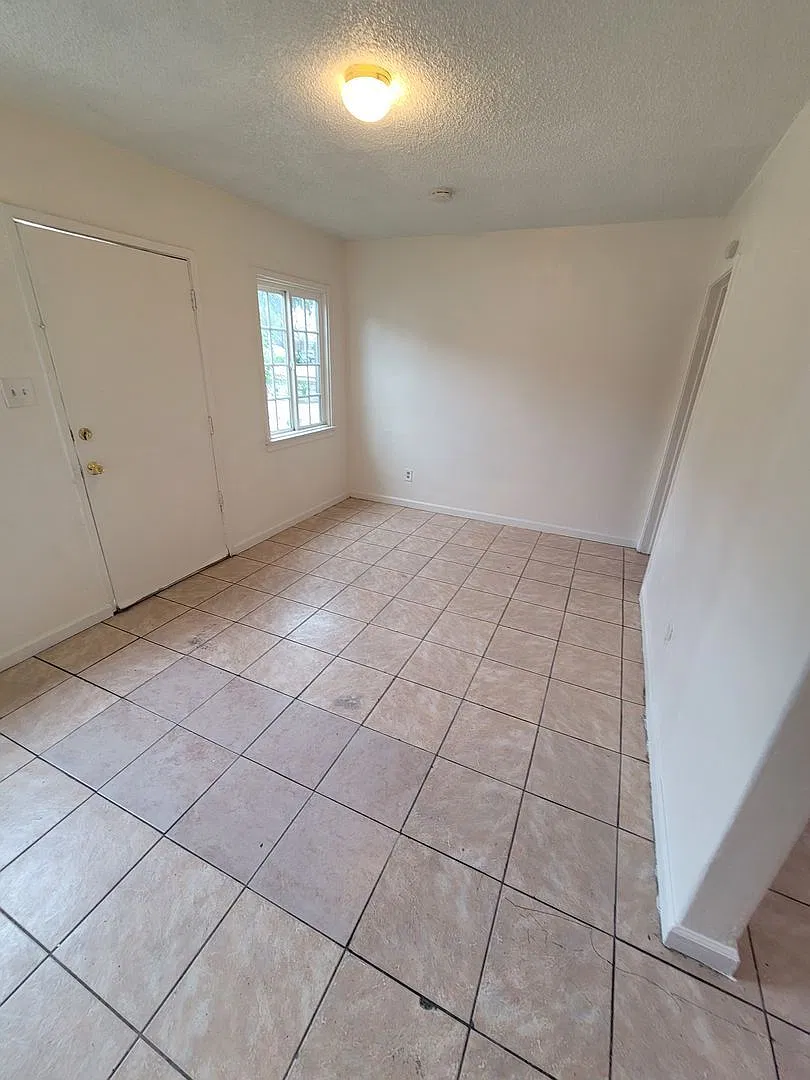 Studio, 1.0 bath, $1,499 — Photo 3