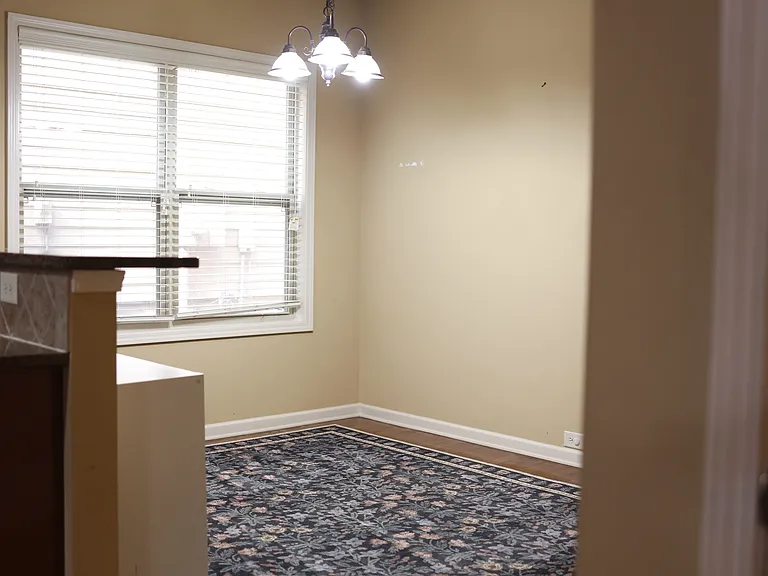 Breakfast Nook / Children's Play Area