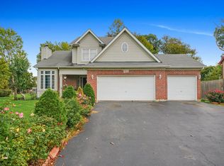 1021 N Ohio St, Aurora, IL 60505