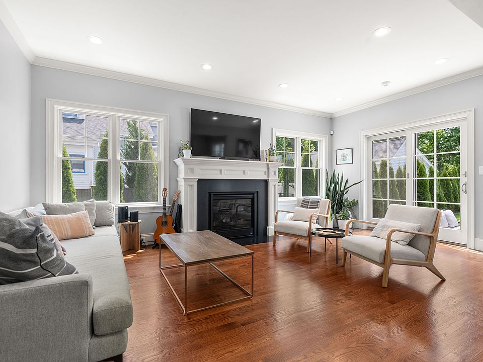 1st image of 78 Waban Park #78