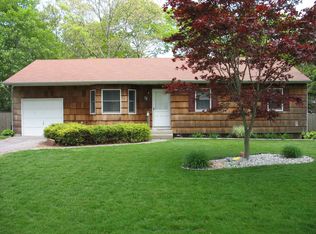 73 Corbin Ave, Shirley, NY 11967