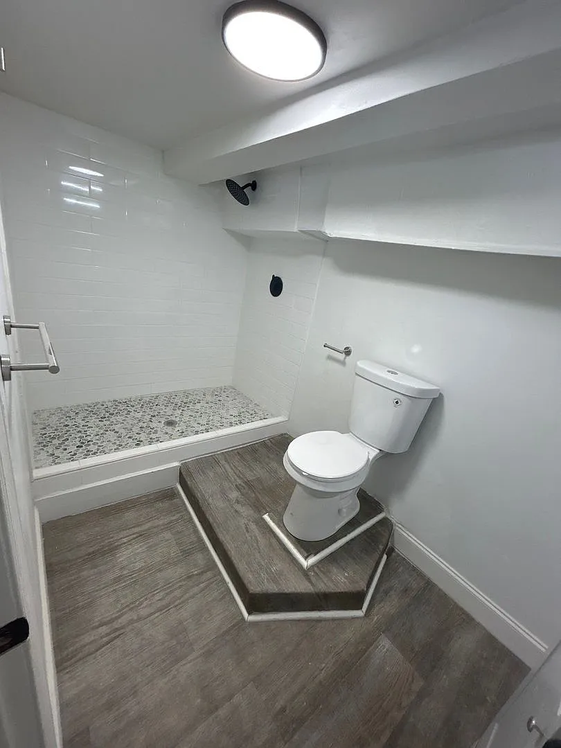 618 N. Bouldin Street — Photo 3