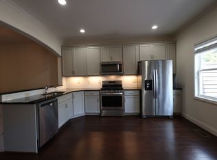 962 Lennox Blvd, Vestavia Hills, AL 35216