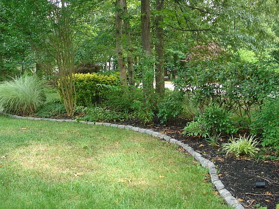 Flower Bed in Front Yard