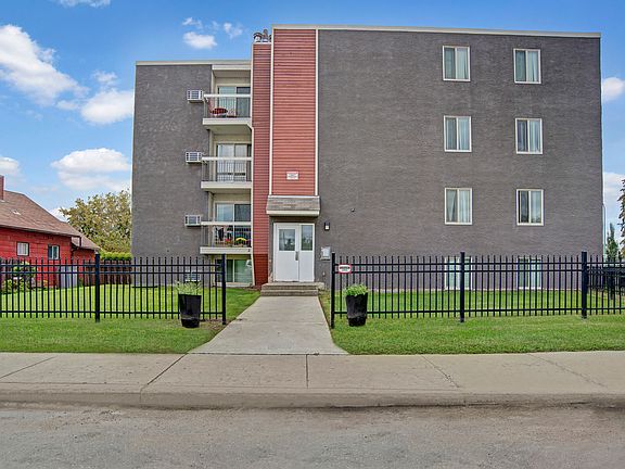 3rd image of 2300 2nd Ave W #2-Bedroom