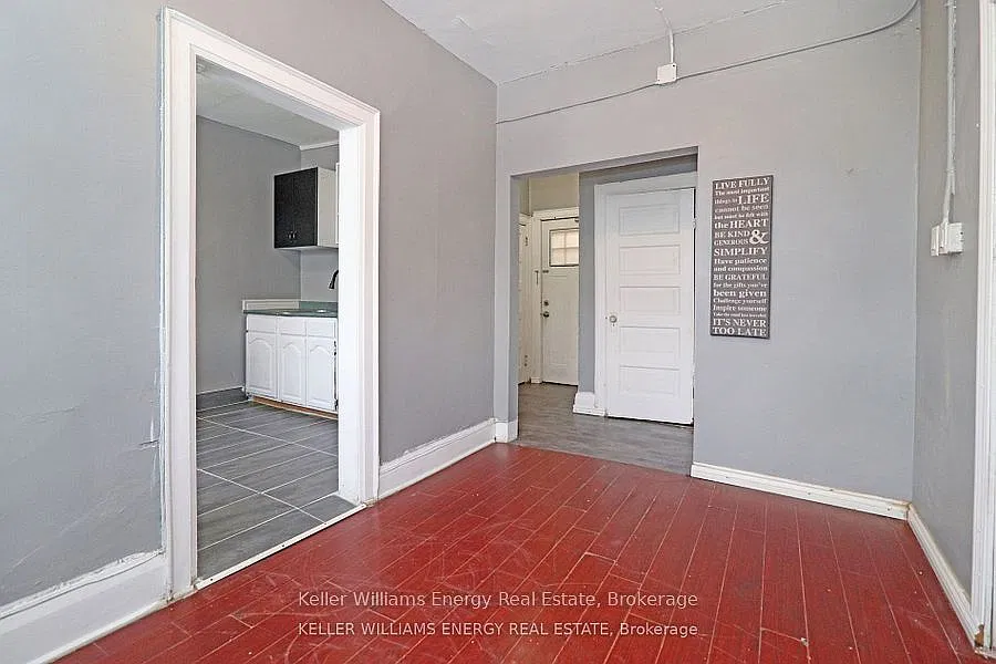 2 bed, $1,350 — Photo 4