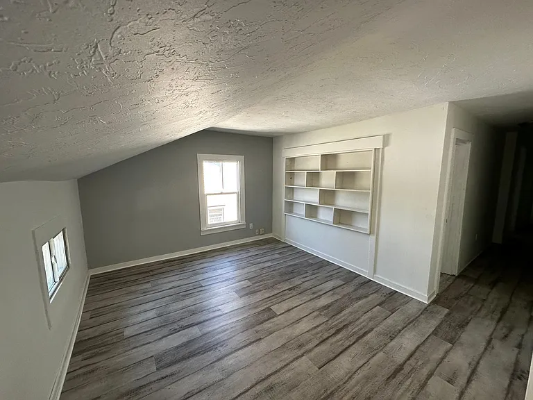 310-312 N Academy St — Photo 3