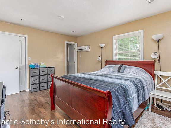 4th image of 235 Portview Ave APT 4