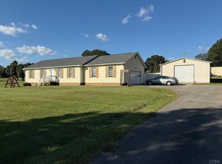 1111 Stratford Dr, Bedford, VA 24523