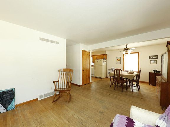 2nd image of 1920 N 117th St