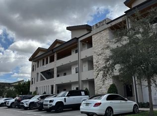 7915 NW 104th Ave CONDO 33, Doral, FL 33178