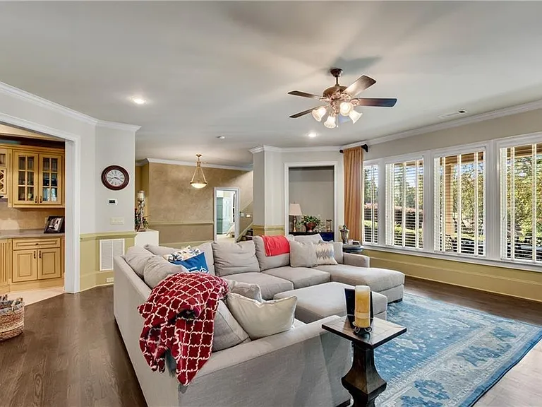 8335 Hurakan Creek Xing — Photo 31