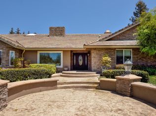 2516 La Sierra Ct, Camarillo, CA 93012