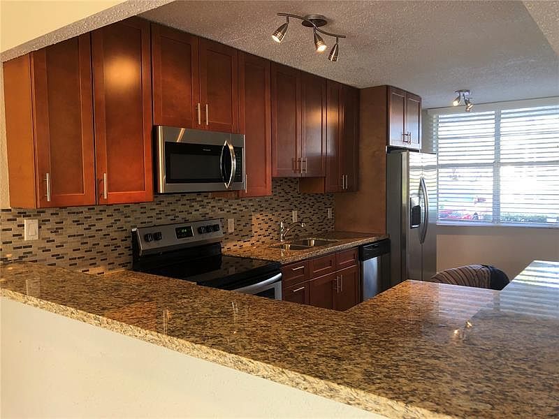 1st image of 255 Jacaranda Dr #1250