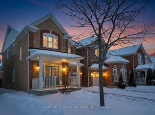 110 Gladys Clarkson Dr, Whitchurch Stouffville, ON L4A0R3