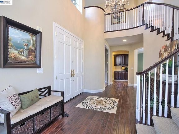 2nd image of 510 Montori Ct