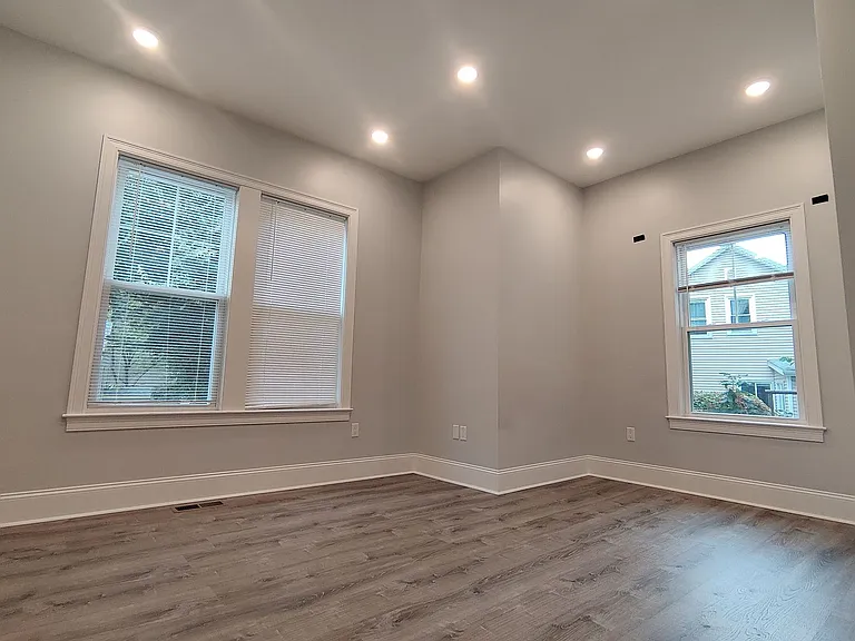 135 Franklin St #1 — Photo 18
