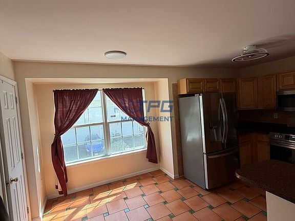 5th image of 83 Nathan Blvd