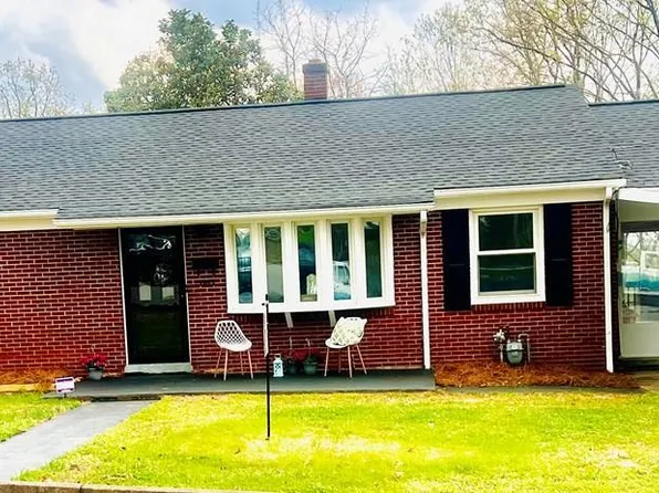 1105 Highland St, Martinsville, VA 24112