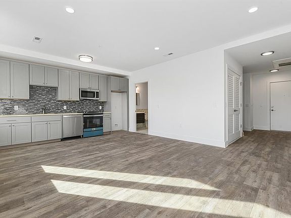 5th image of 508 Central Ave #503