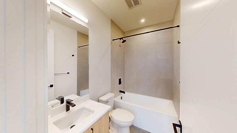 Calgary Townhouse for rent - 3 Bedrooms — photo 13