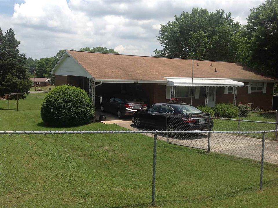 2nd image of 1618 Jefferson St