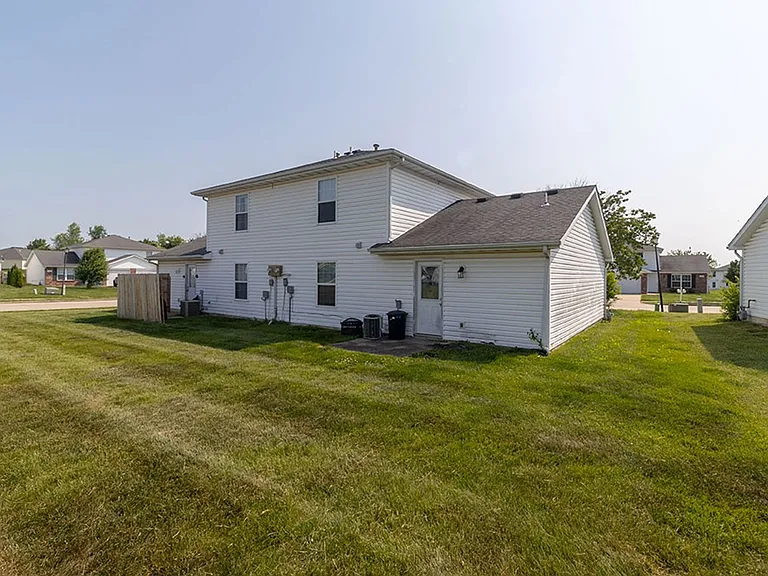 1421 Risen Star Ct — Photo 27