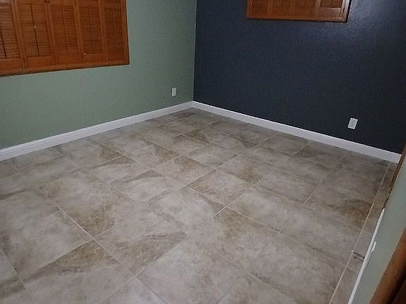 5th image of 2401 N 40th St