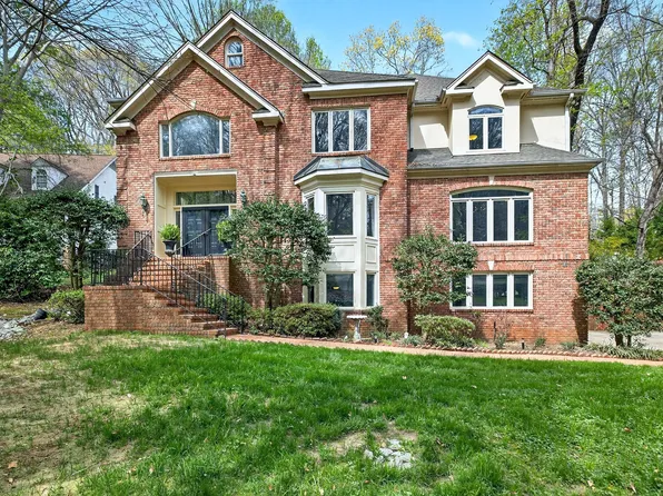 106 Birkhaven Dr, Cary, NC 27518