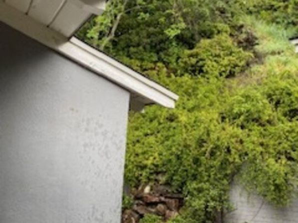 1712 Benedict Canyon Dr #1712