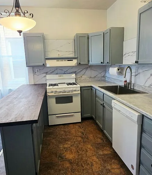 450 Bailey Ave — Photo 32