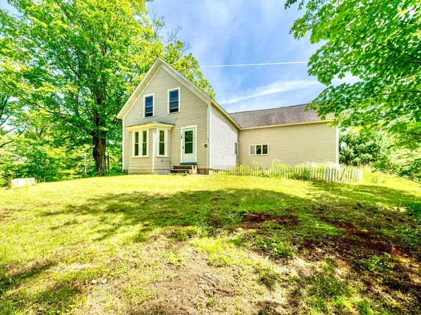 14 Coach Road, Greenfield, NH 03047